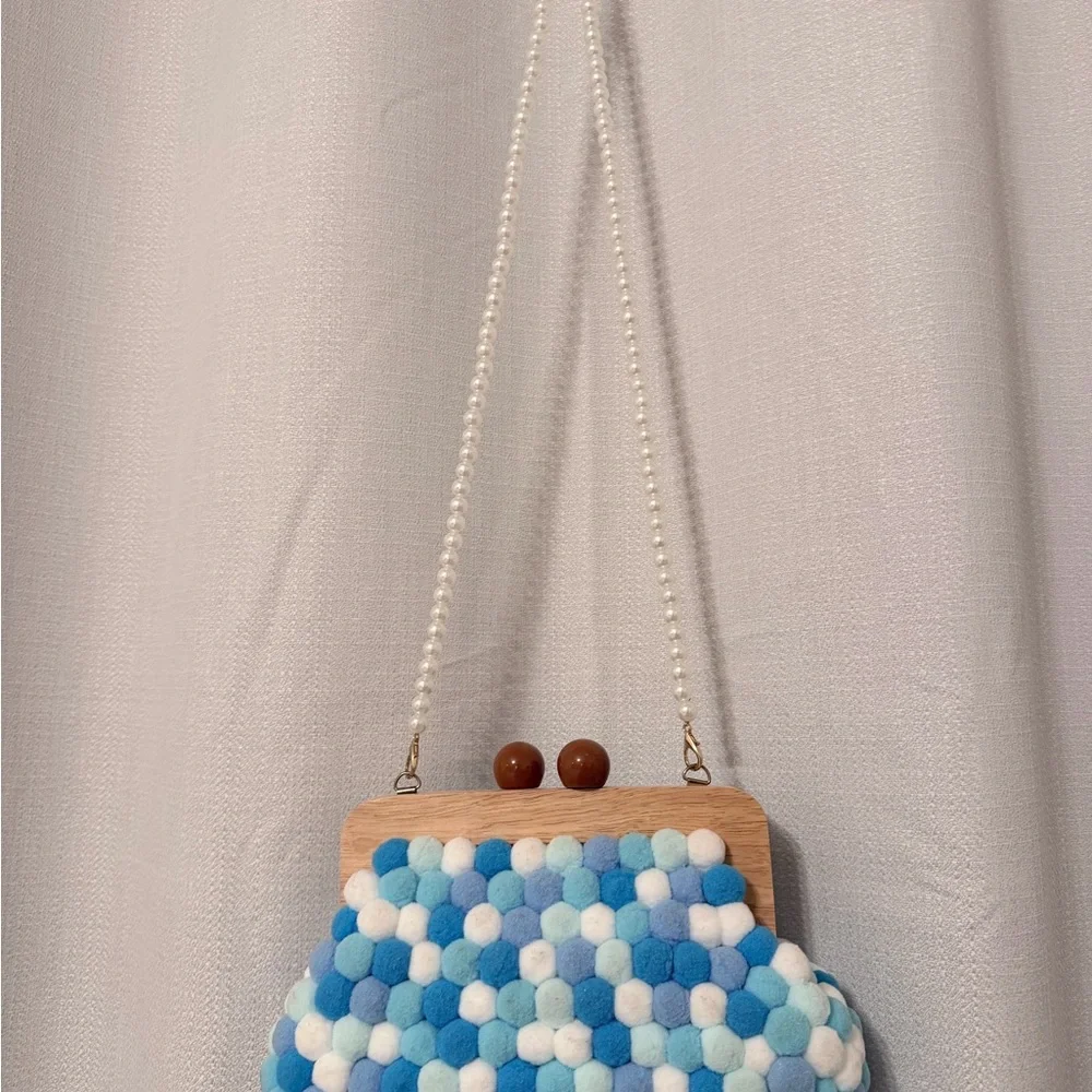 Handmade style pom
